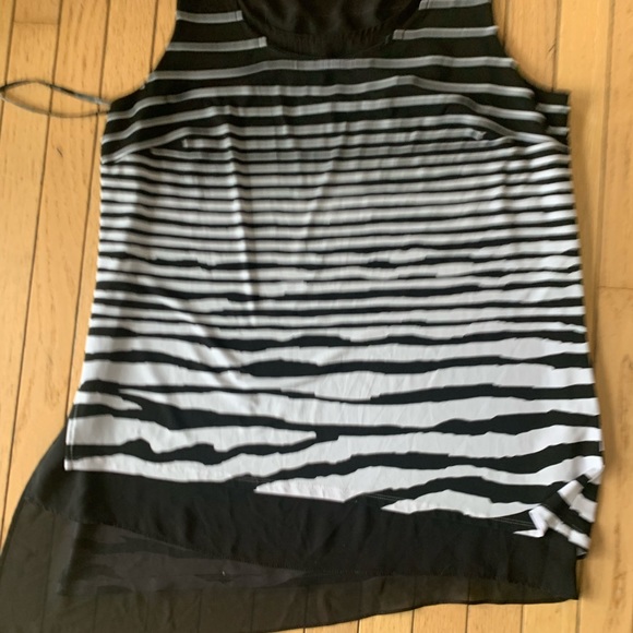 Frank Lyman black and white tank size 16 preloved condition - Picture 4 of 4